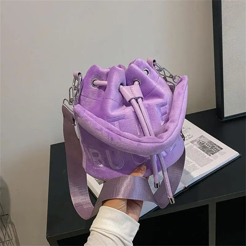 Faux Fur Bucket Bag Soft Plush Ladies Shoulder Crossbody Bags Winter Tote Purses