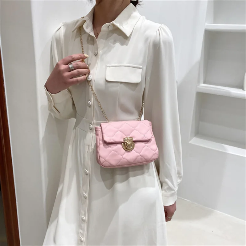 Women's Lingge Chain Messenger Bag - Casual Crossbody Style
