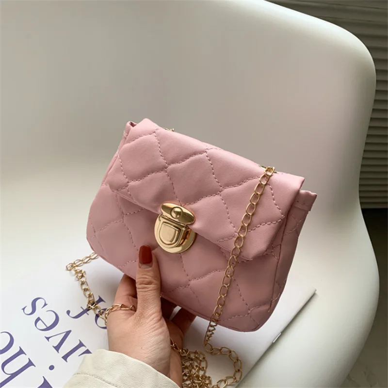 Women's Lingge Chain Messenger Bag - Casual Crossbody Style