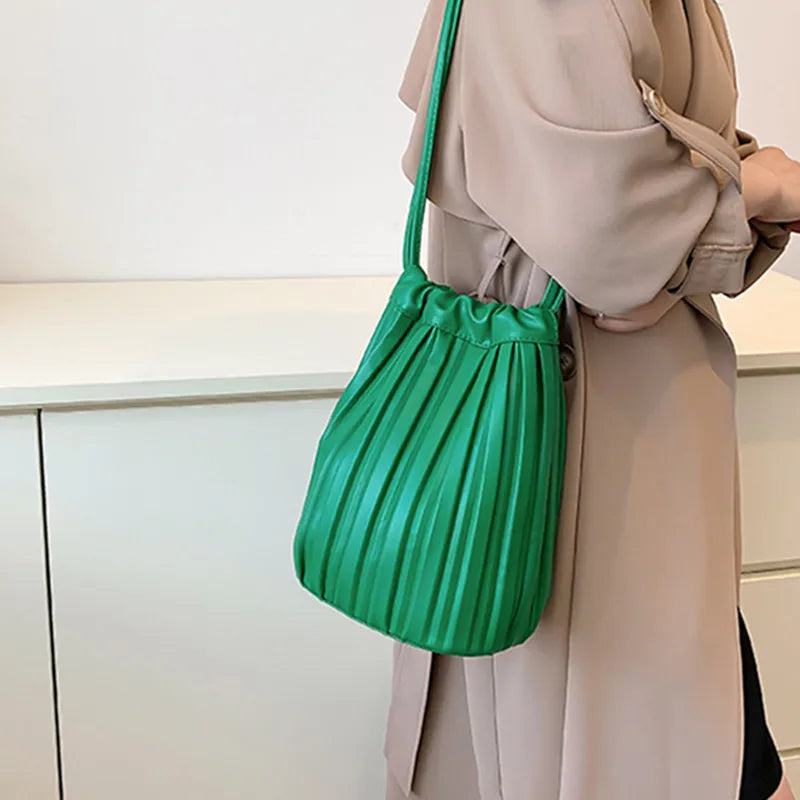 Female Bucket Shopping Bag Soft Leather Tote Bag Large Capacity Handbags Women
