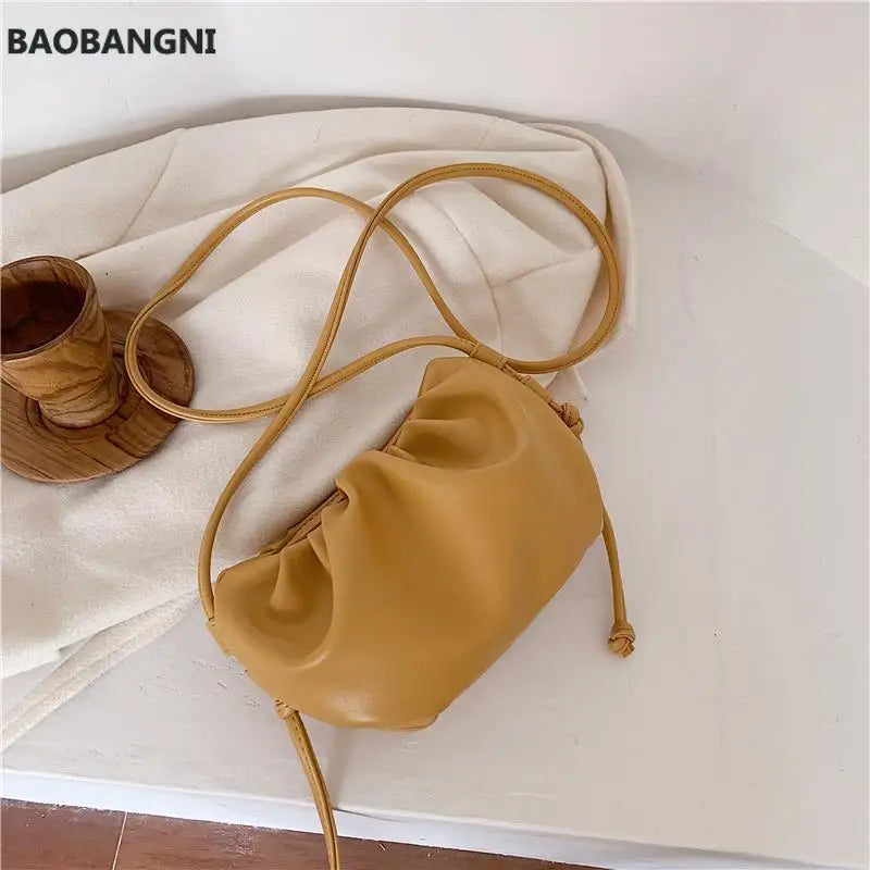 Women's Thick Chain Ruched Shoulder Bag