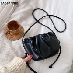 Women's Thick Chain Ruched Shoulder Bag