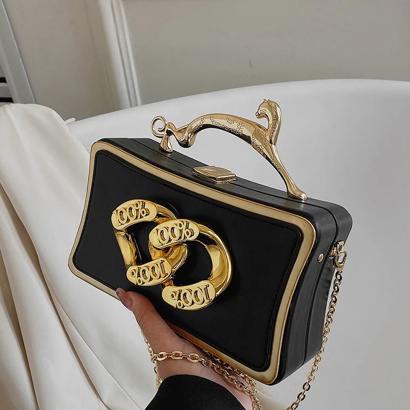 Women's Retro Chain Shoulder Messenger Bag In Handbag