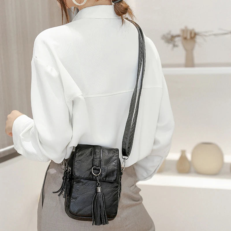 Women's Retro Cross-body Bag Soft Leather Single Shoulder Bag