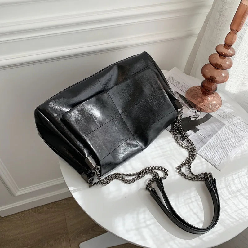 Leather Chain Shoulder Bag Women Messenger Tote Vagrant Retro Large Capacity