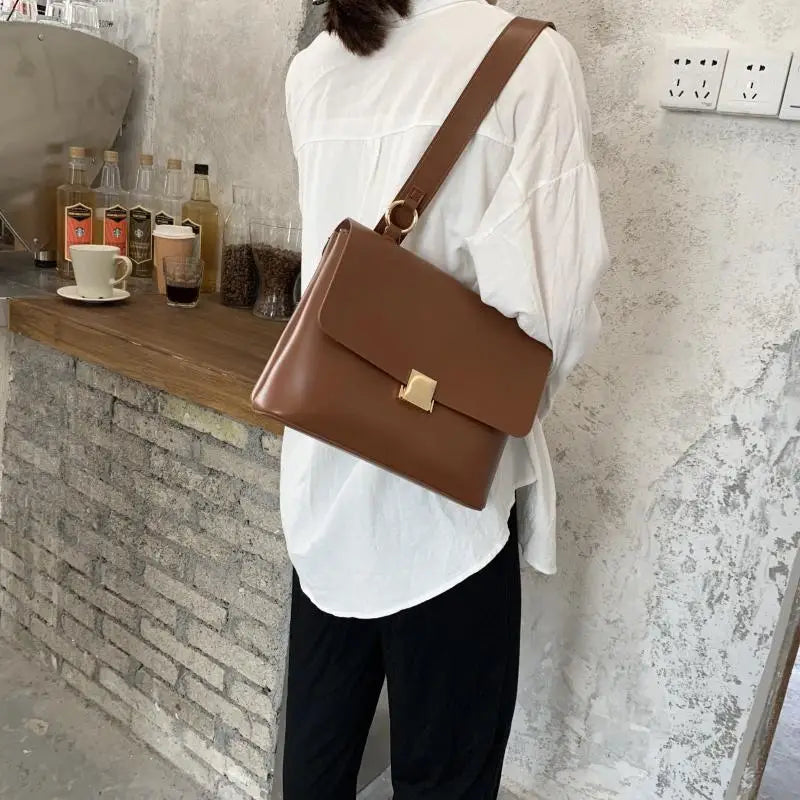 Retro Messenger Bag PU Leather Large Handbag Casual Shoulder Bag
