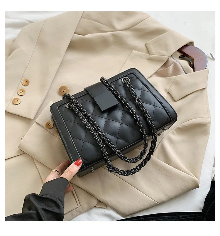 Vintage Mini Faux Leather Purse Rhombus Handbag With Chain for Women