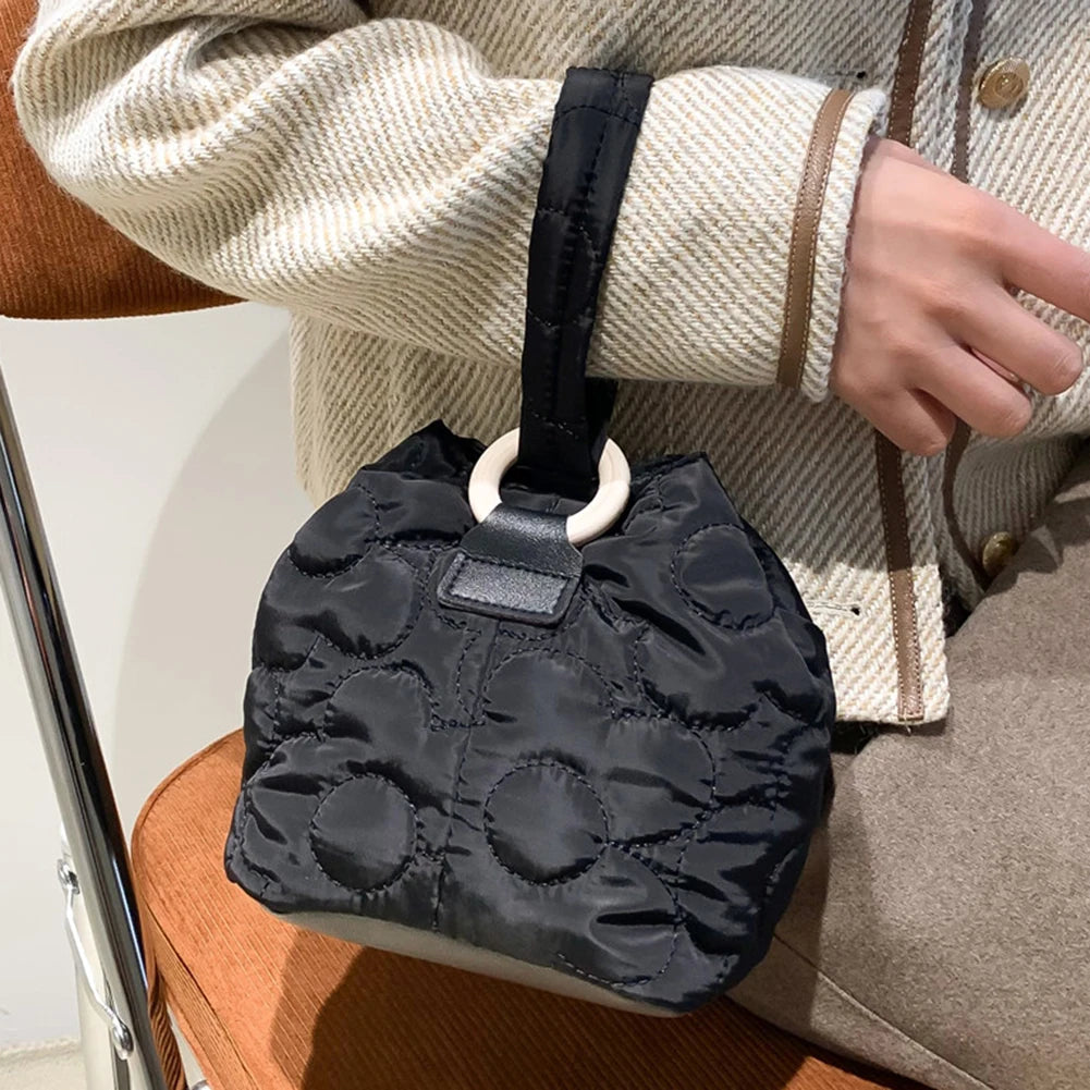 Flower Quilted Women Messenger Bag Chain Handbag Casual Embroidered