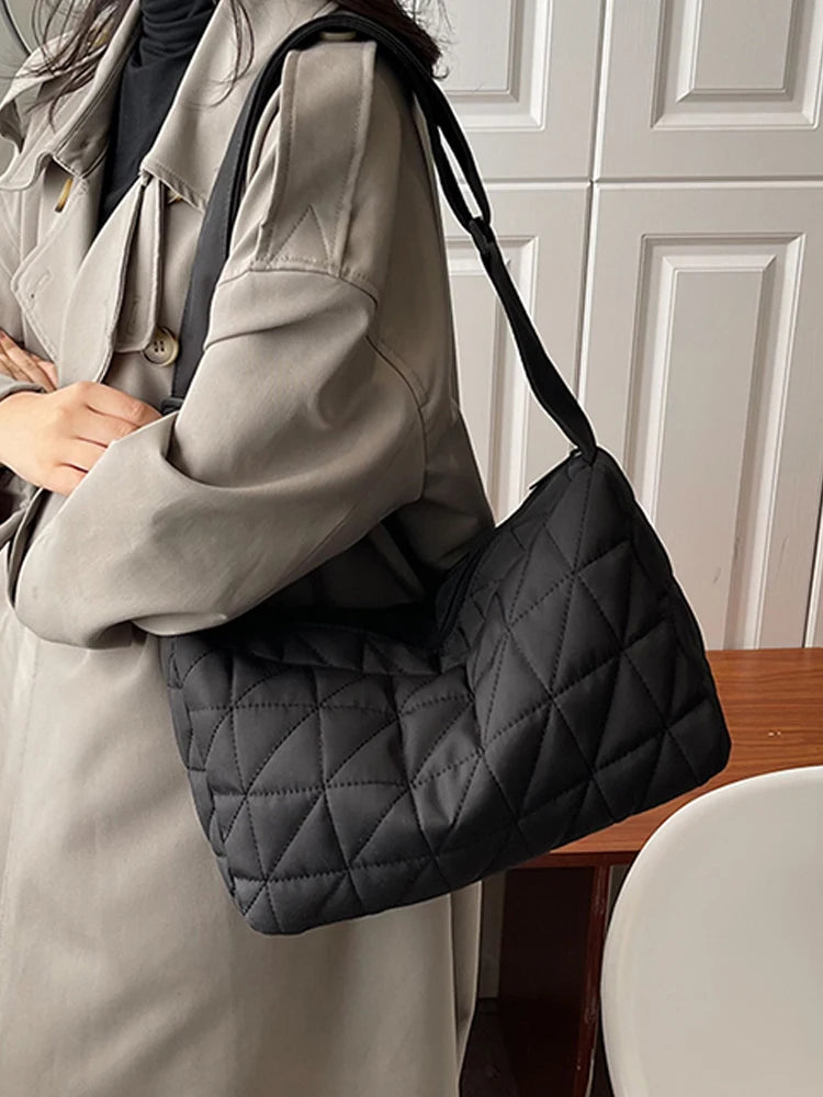 Foufurieux Plaid Quilted Crossbody Bag Pillow Messenger Bag Women