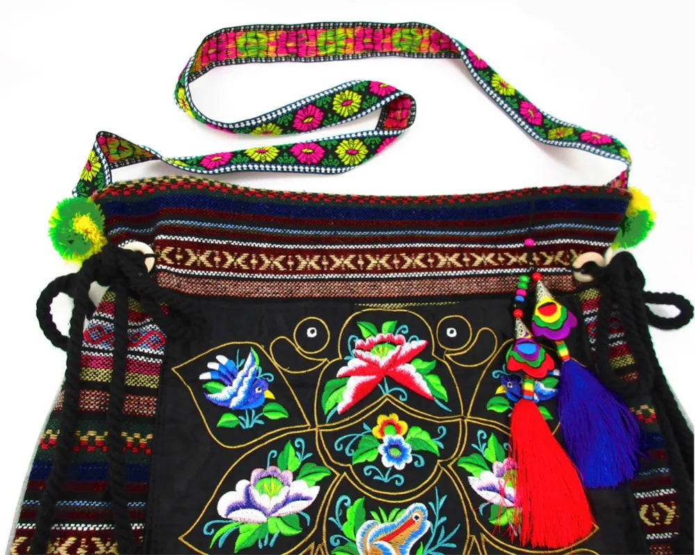 Vintage Ethnic Shoulder Hobo Hippie Floral Purse Bag