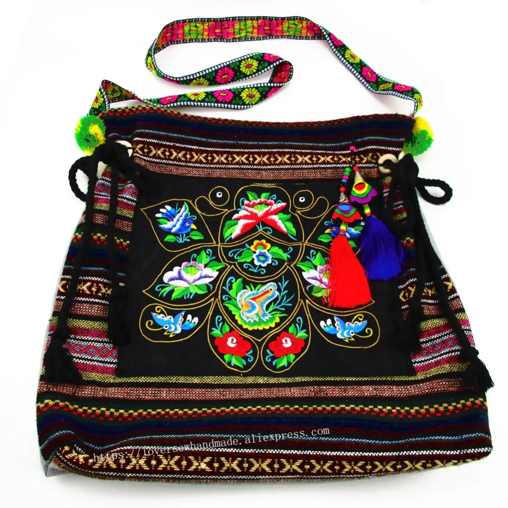 Vintage Ethnic Shoulder Hobo Hippie Floral Purse Bag