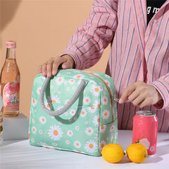 Daisy Pattern Lunch Box Bag Portable Zipper Waterproof Insulated Cooler Bag