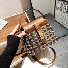 Geestock Lattice Women's Shoulder Bag Leopard Crossbody Bucket Handbag