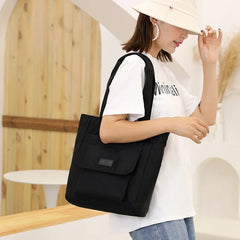 Geestock Large Capacity Women's Handbag Ladies Shoulder Bag Nylon Waterproof