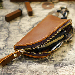Vintage Cowhide Key Storage Bag with Metal Hook