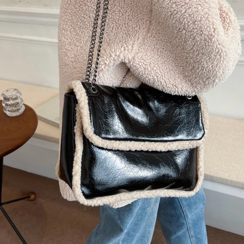 Women's Chain Shoulder Bag Small Leather Crossbody Messenger