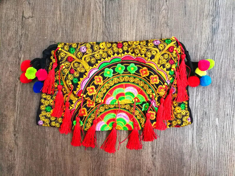 Vintage Bohemian Tassel Crossbody Bag for Women
