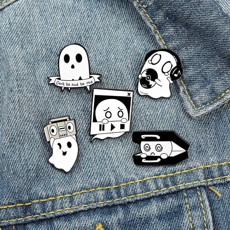 Halloween Ghost Enamel Pins Pumpkin Lapel Pins Cartoon Witch Breast Brooches