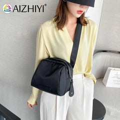 Casual Nylon Women Messenger Bags Shell Shaped Phone Pouch