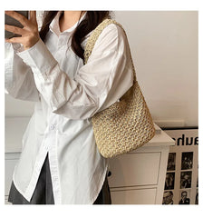 Straw Shoulder Bags Large Capacity Female Bucket Beach Handbags