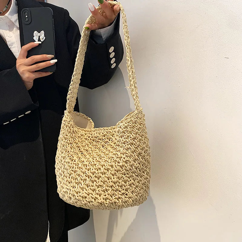 Straw Shoulder Bags Large Capacity Female Bucket Beach Handbags