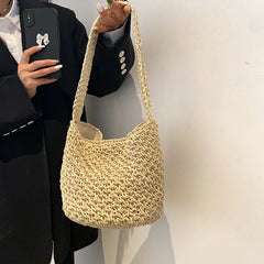 Straw Shoulder Bags Large Capacity Female Bucket Beach Handbags
