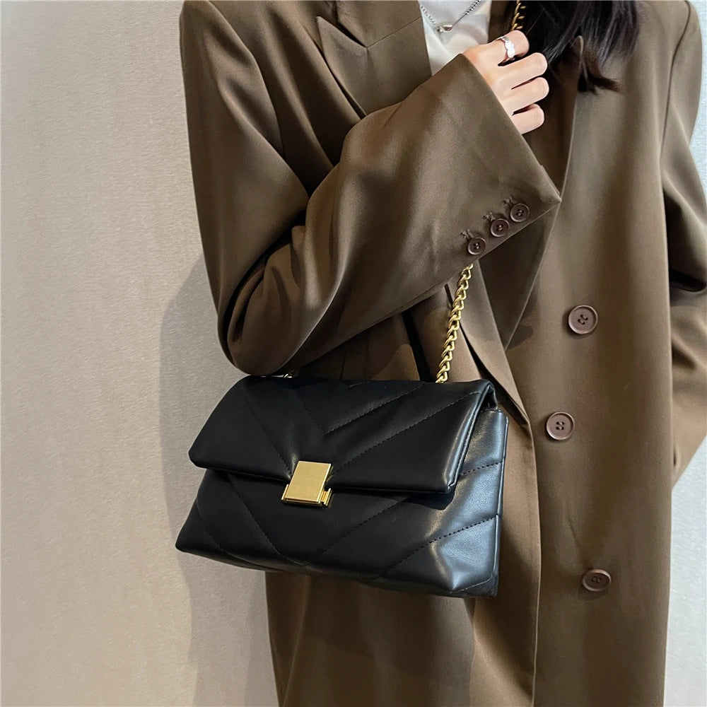 Hifashion Vintage Chain Shoulder Bag for Women Large Capacity Crossbody Purse