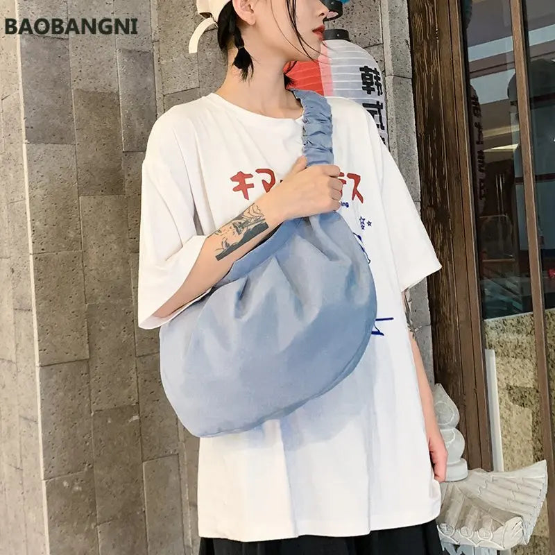 High Capacity Half Moon Crossbody Bags For Women Summer Light Shoulder Bag