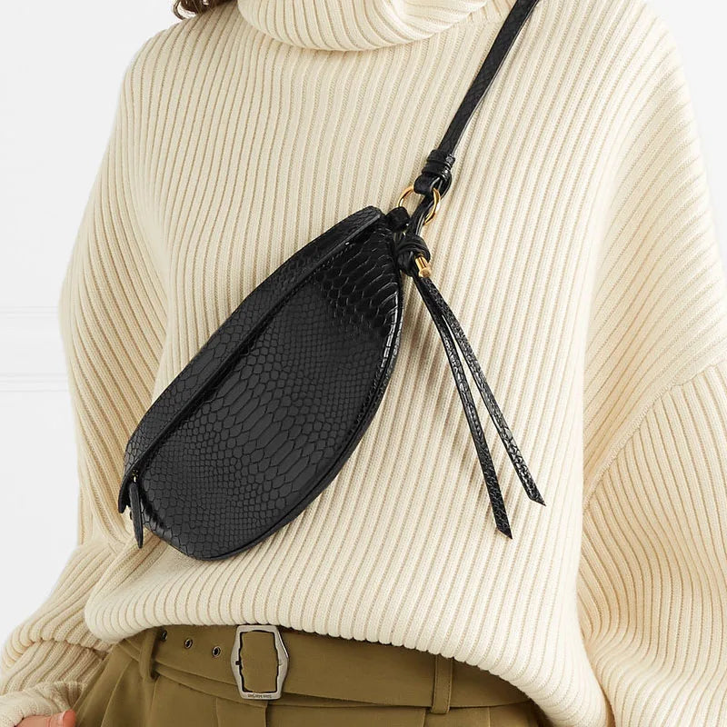 High Chest Bag Women Leather Serpentine Waist Bag Retro Snak skin Shouder Bag