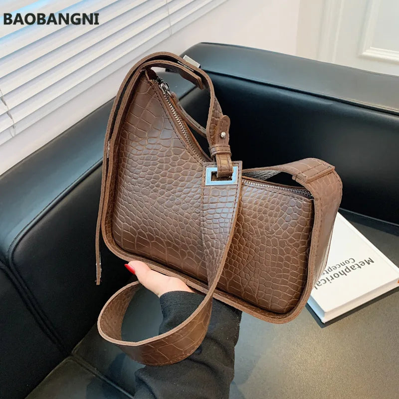 Retro Stone Pattern Wide Shoulder Bag
