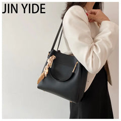 Autumn Ladies Shoulder Bag Large Capacity Tote Bucket Bag