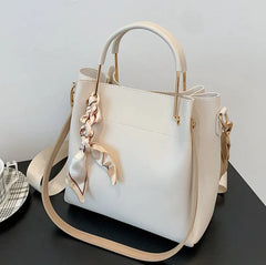 Autumn Ladies Shoulder Bag Large Capacity Tote Bucket Bag