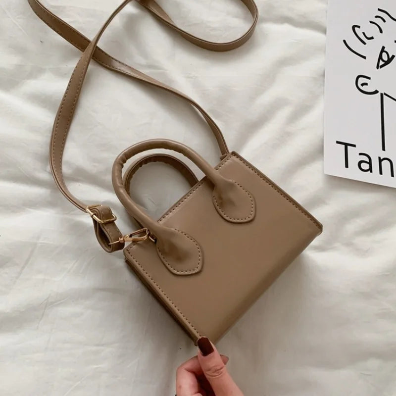 Small Square Bag Retro Mini Handbag Literary Crowd Shoulder Messenger