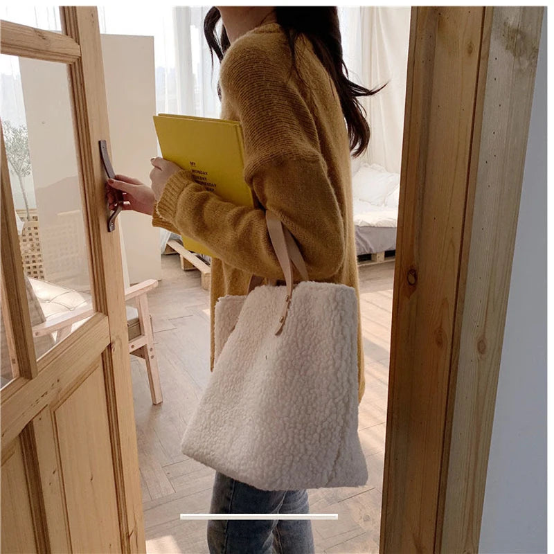 Winter Wool Fluffy Handbags for Women Plush Furry Female Shopping Bag
