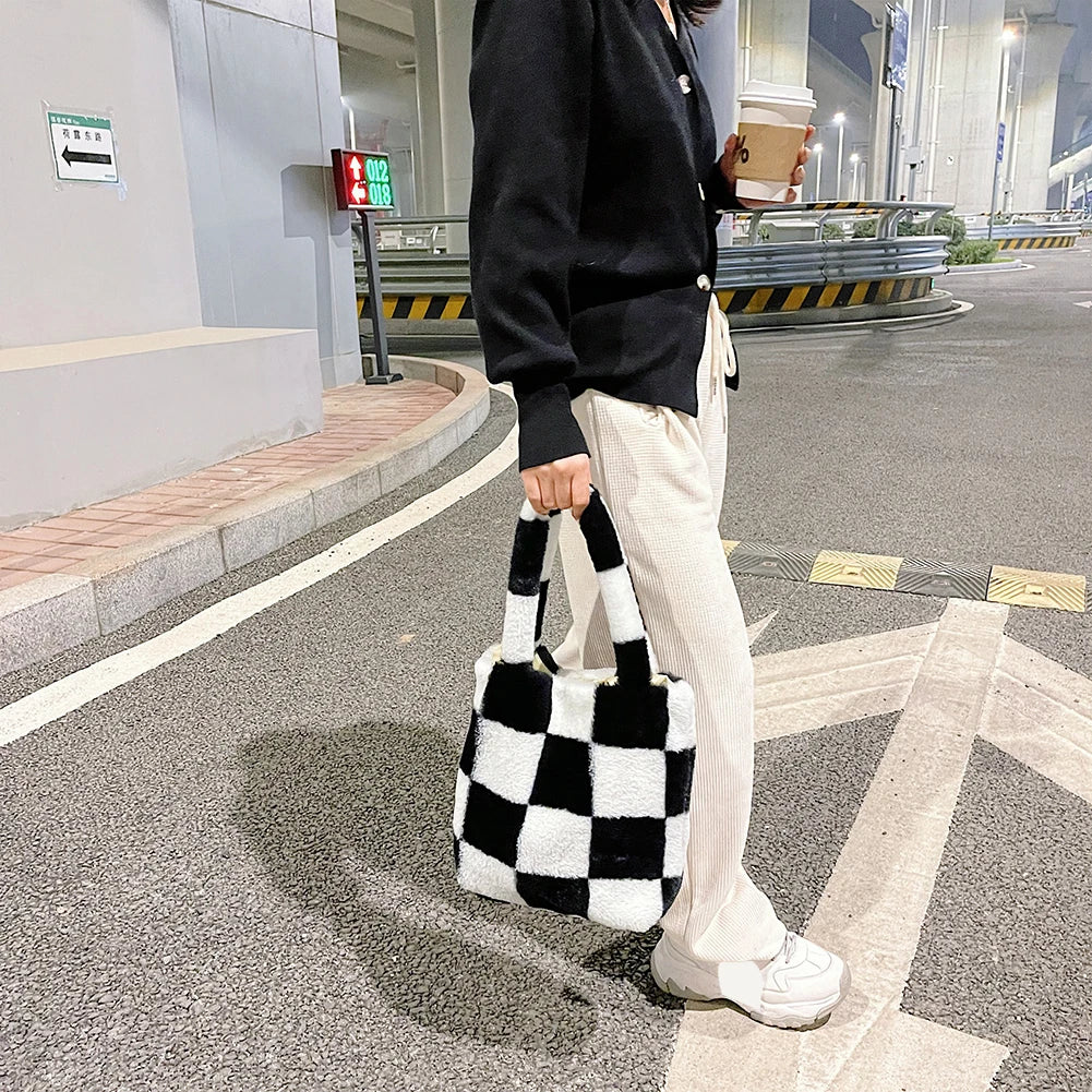 INS Women Winter Bag Checker Print Shoulder Bags Soft Plush Bucket Bags