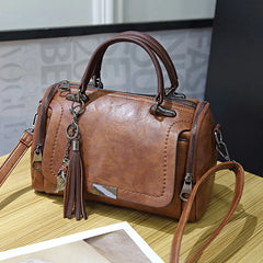 Retro PU Leather Tassel Crossbody Bag for Ladies