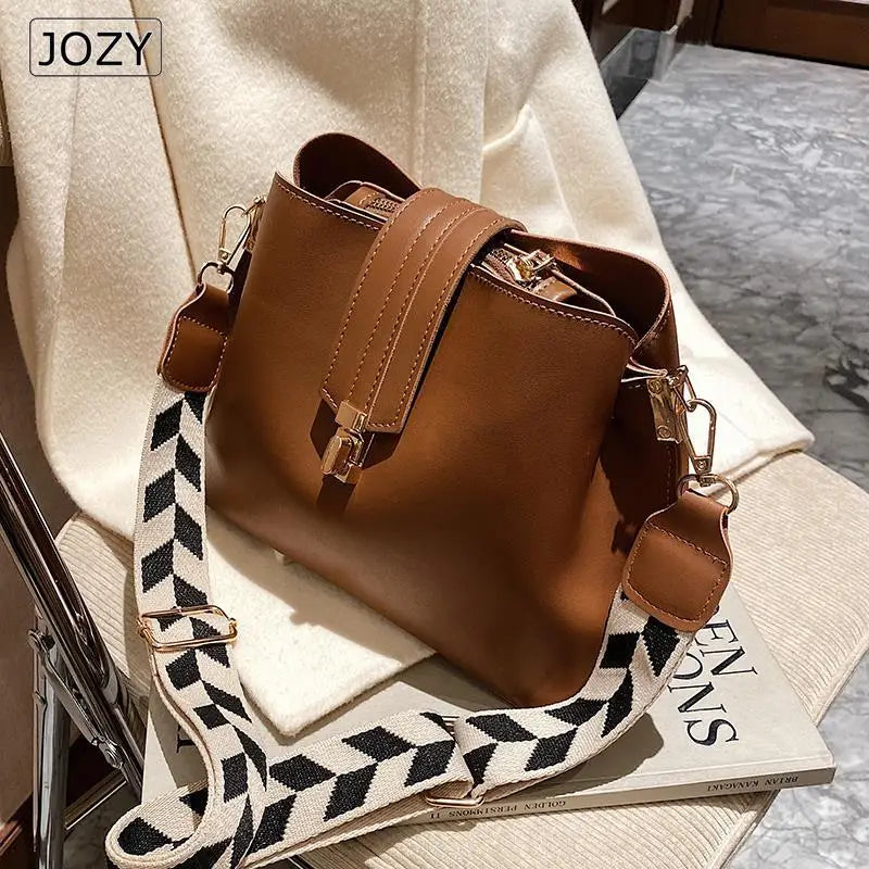 Vintage Small Leather Bucket Crossbody Bag for Women