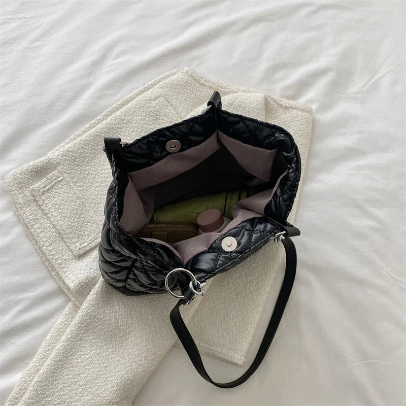 Large Women's Winter Shoulder Bag with Chain Strap
