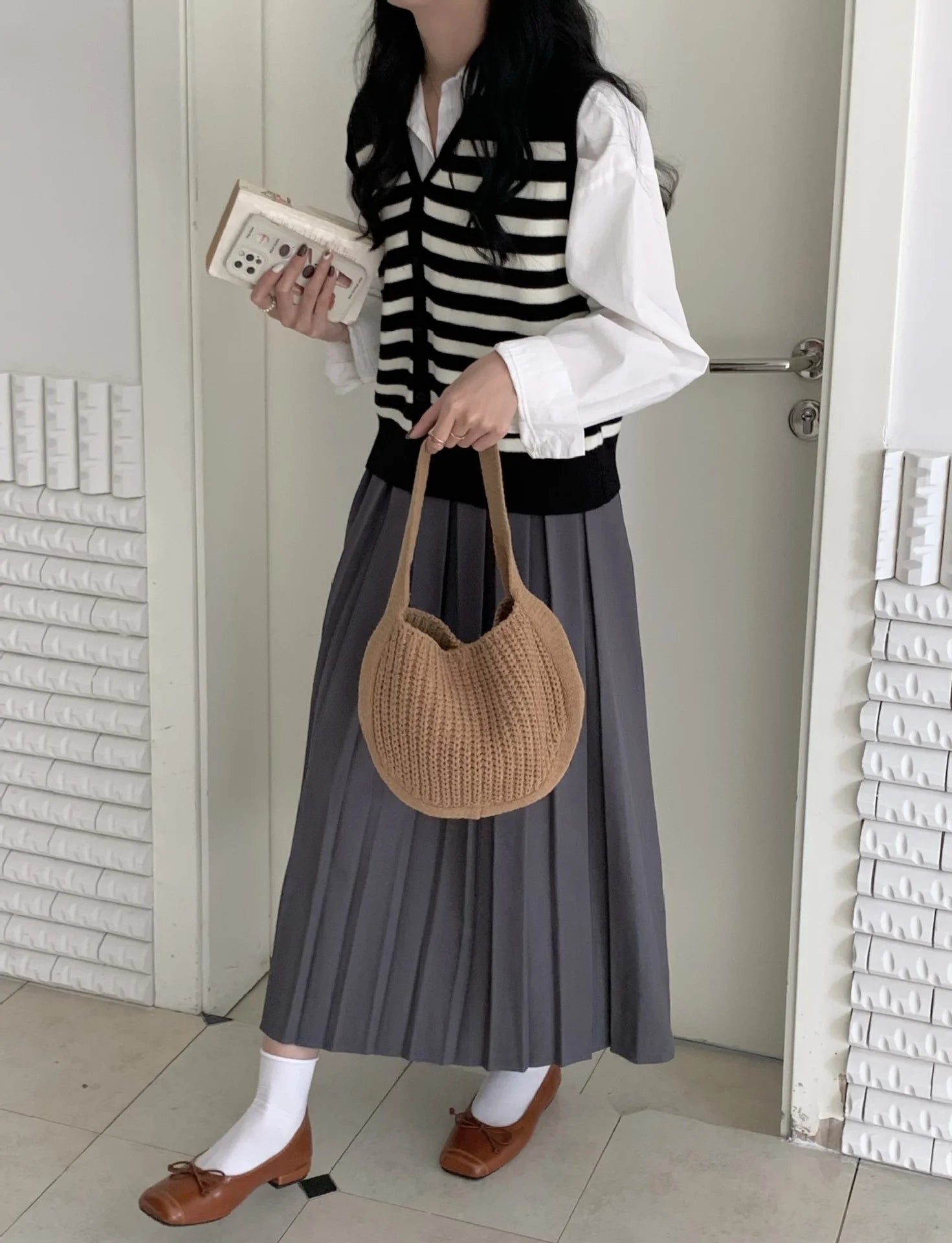 Knitting Wool Shoulder Bag Round Bucket Style for Women