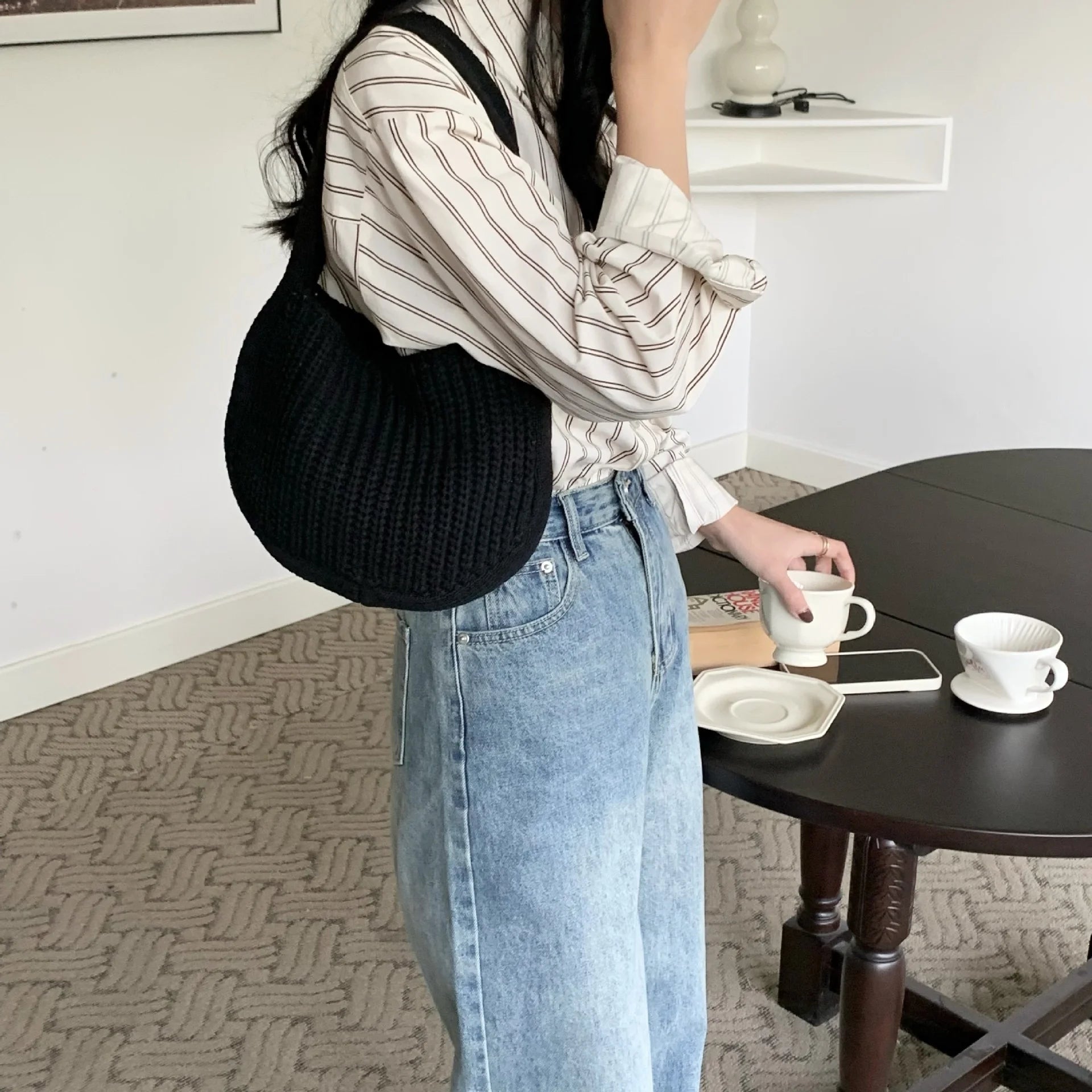 Knitting Wool Shoulder Bag Round Bucket Style for Women