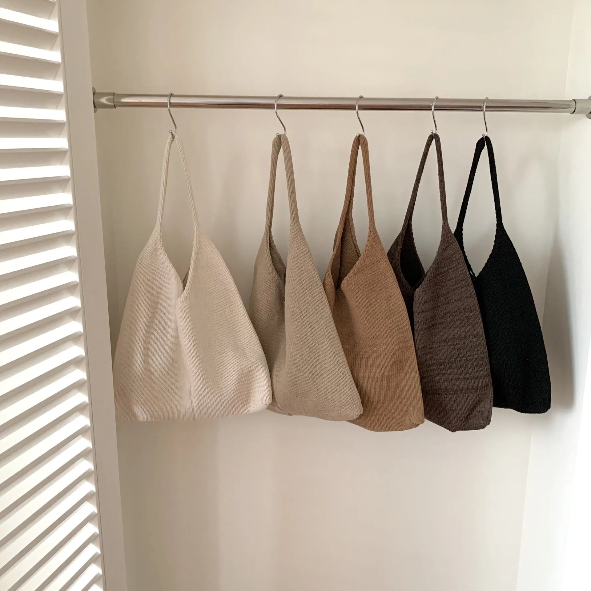 Large One Shoulder Bucket Bag Solid Wool Bag