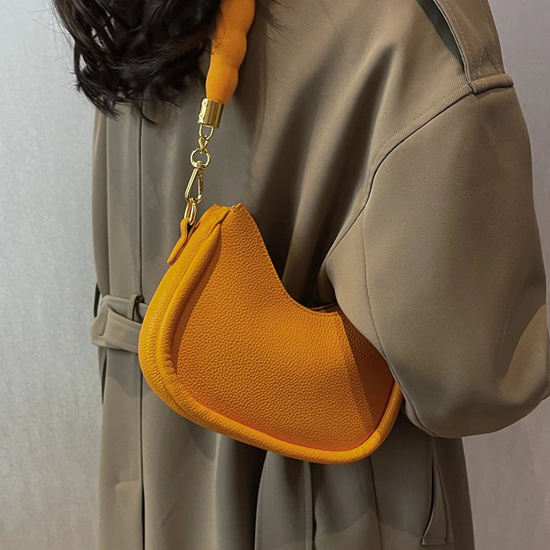 Vintage Small Leather Crossbody Bag for Women, Lady Hobo Saddle Bag