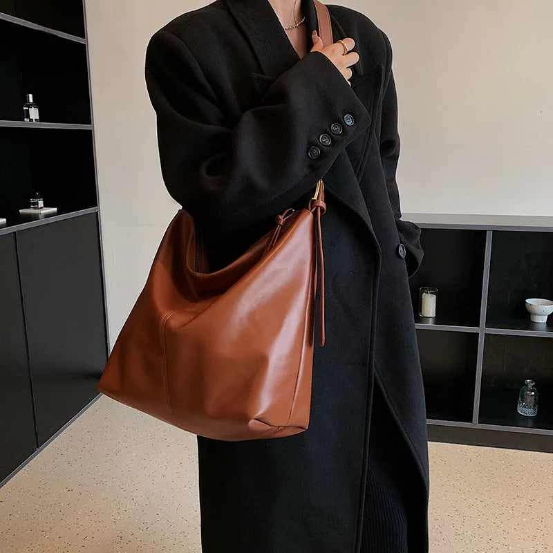 Large Leather Bucket Bag Vintage Style Hobo Crossbody