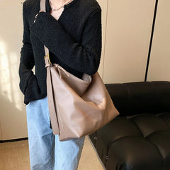 Large Leather Bucket Bag Vintage Style Hobo Crossbody