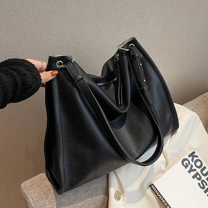 Retro Leather Women's Shoulder Bag