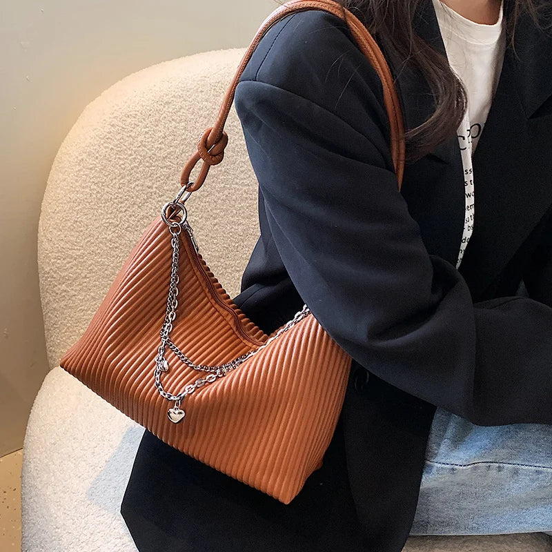 LEFTSIDE Crossbody Bag for Women Chain PU Leather Handbags