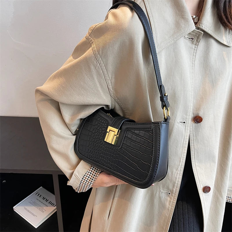 LEFTSIDE Shoulder Bag Winter Trends Handbags and Purses Travel Crossbody
