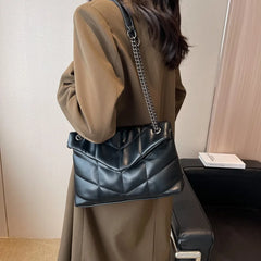 LEFTSIDE Vintage Chain Leather Crossbody Bags for Women Winter Flap Bag