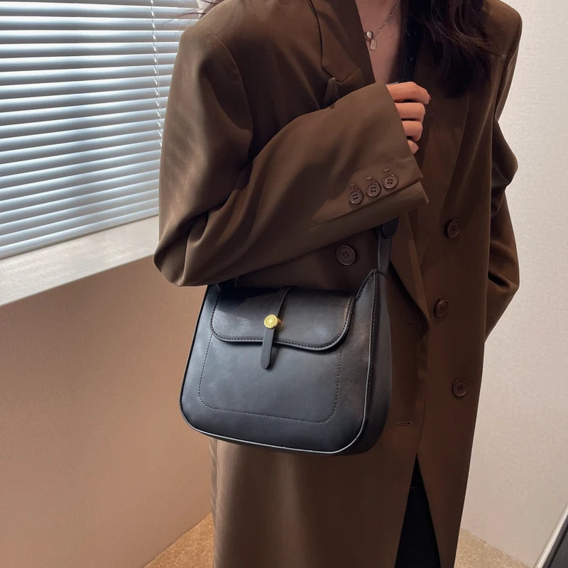 LEFTSIDE Vintage Crossbody Bags for Women Retro Small PU Leather Handbags
