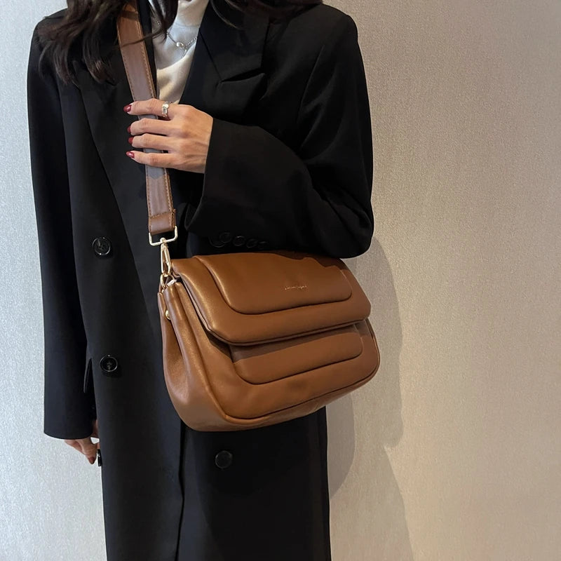 LEFTSIDE Vintage Leather Crossbody Bags for Women Winter In Handbags Small Trave